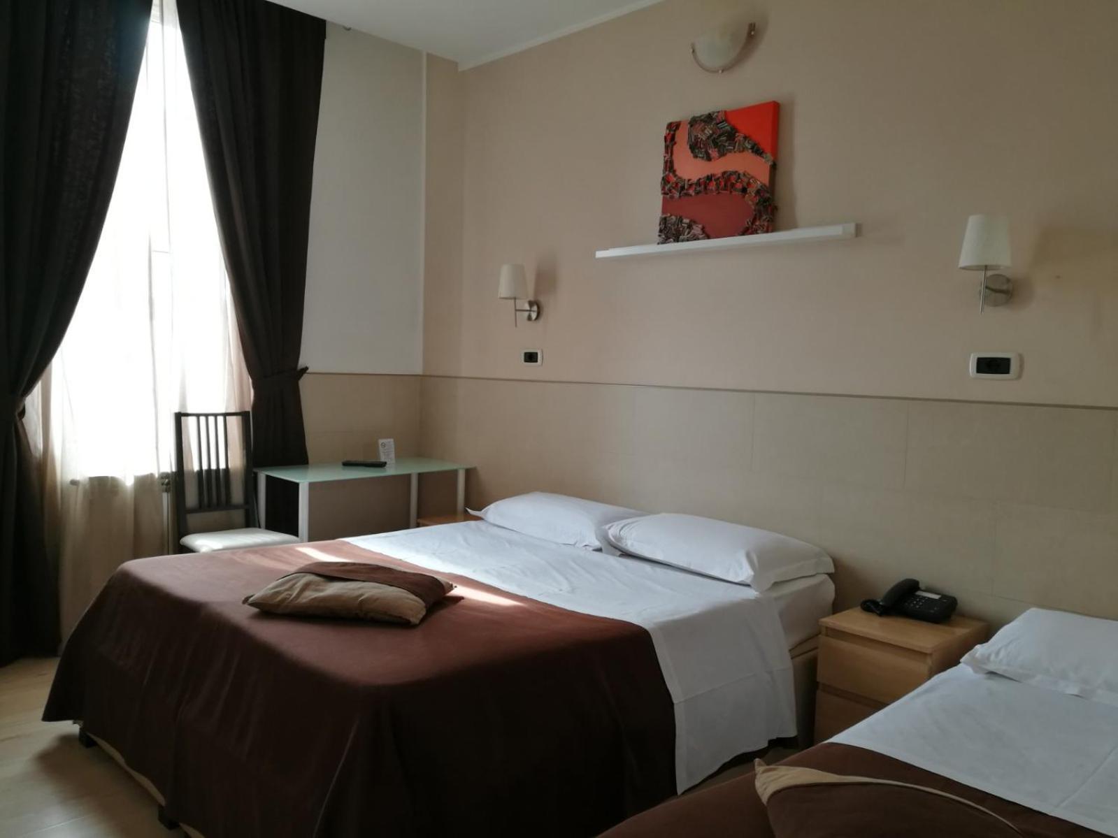Hotel Indipendenza Róma Kültér fotó