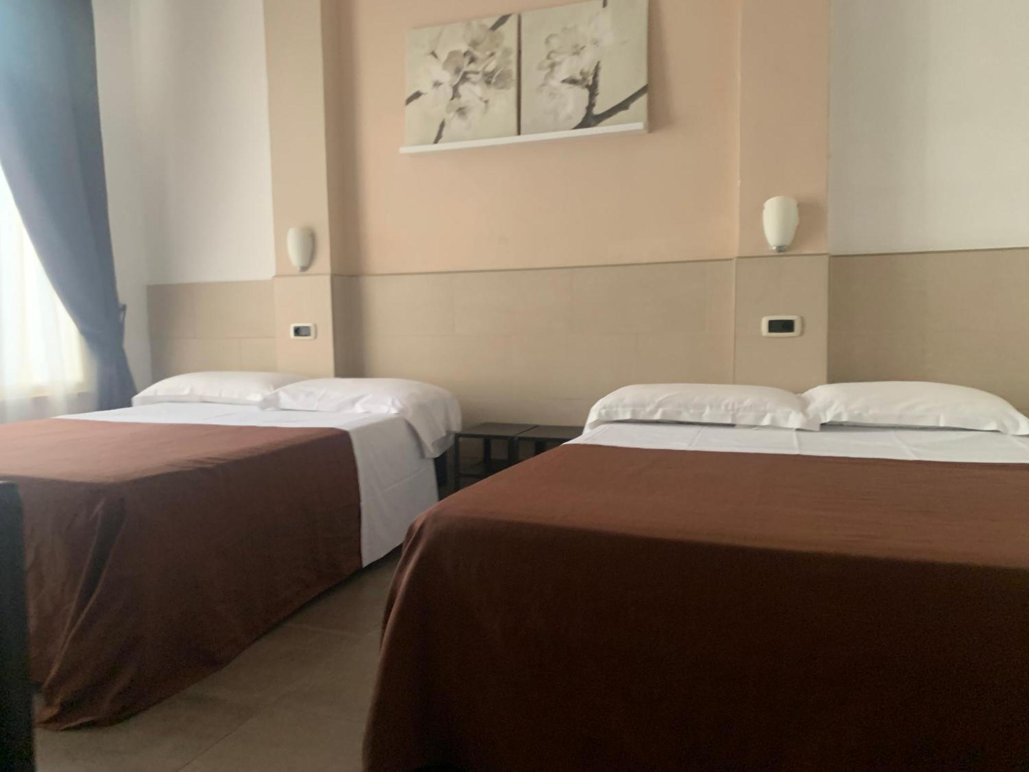 Hotel Indipendenza Róma Kültér fotó
