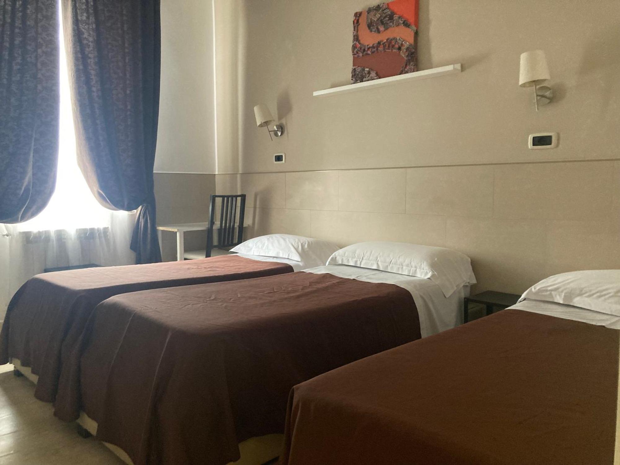 Hotel Indipendenza Róma Kültér fotó