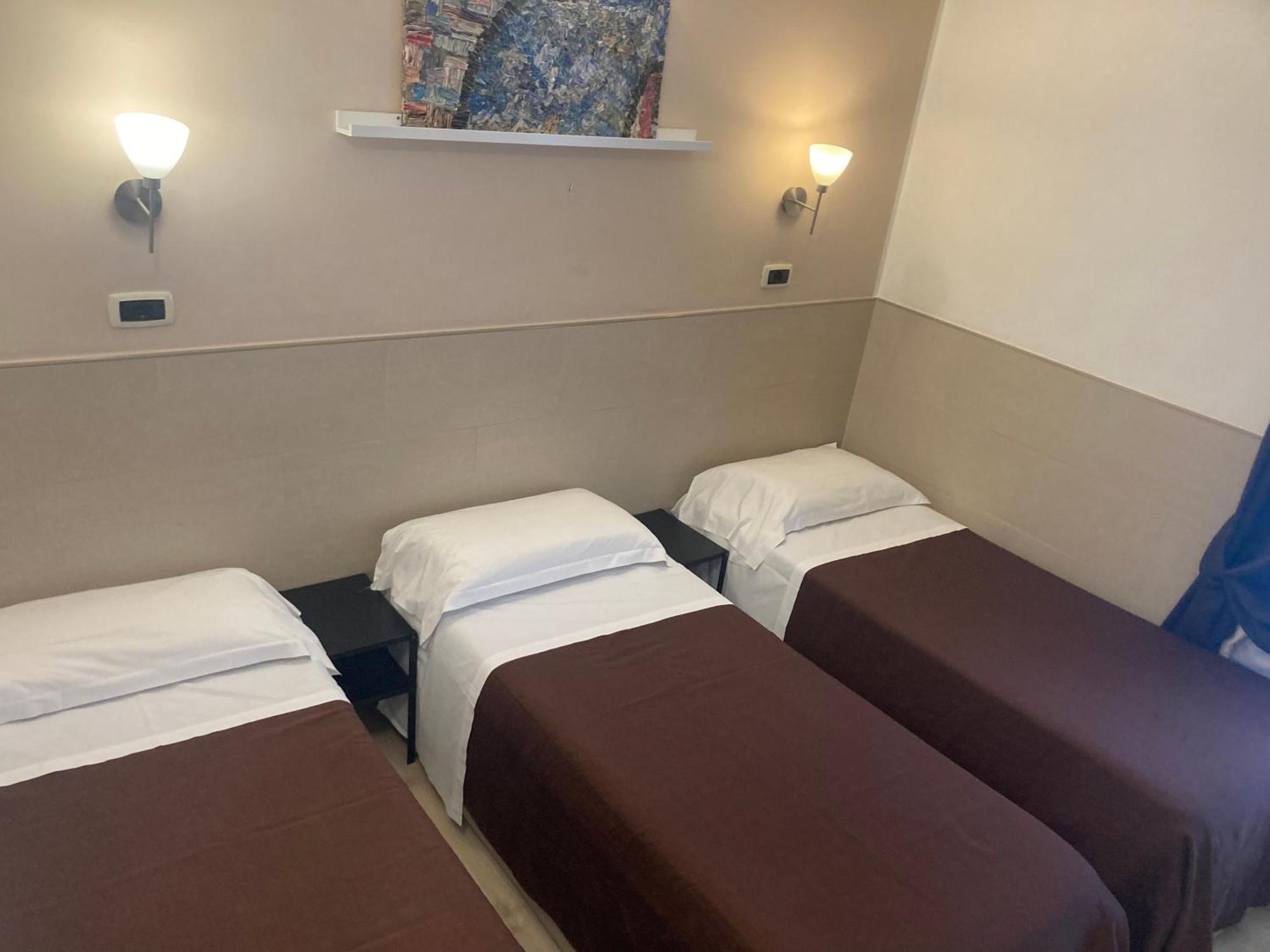 Hotel Indipendenza Róma Kültér fotó