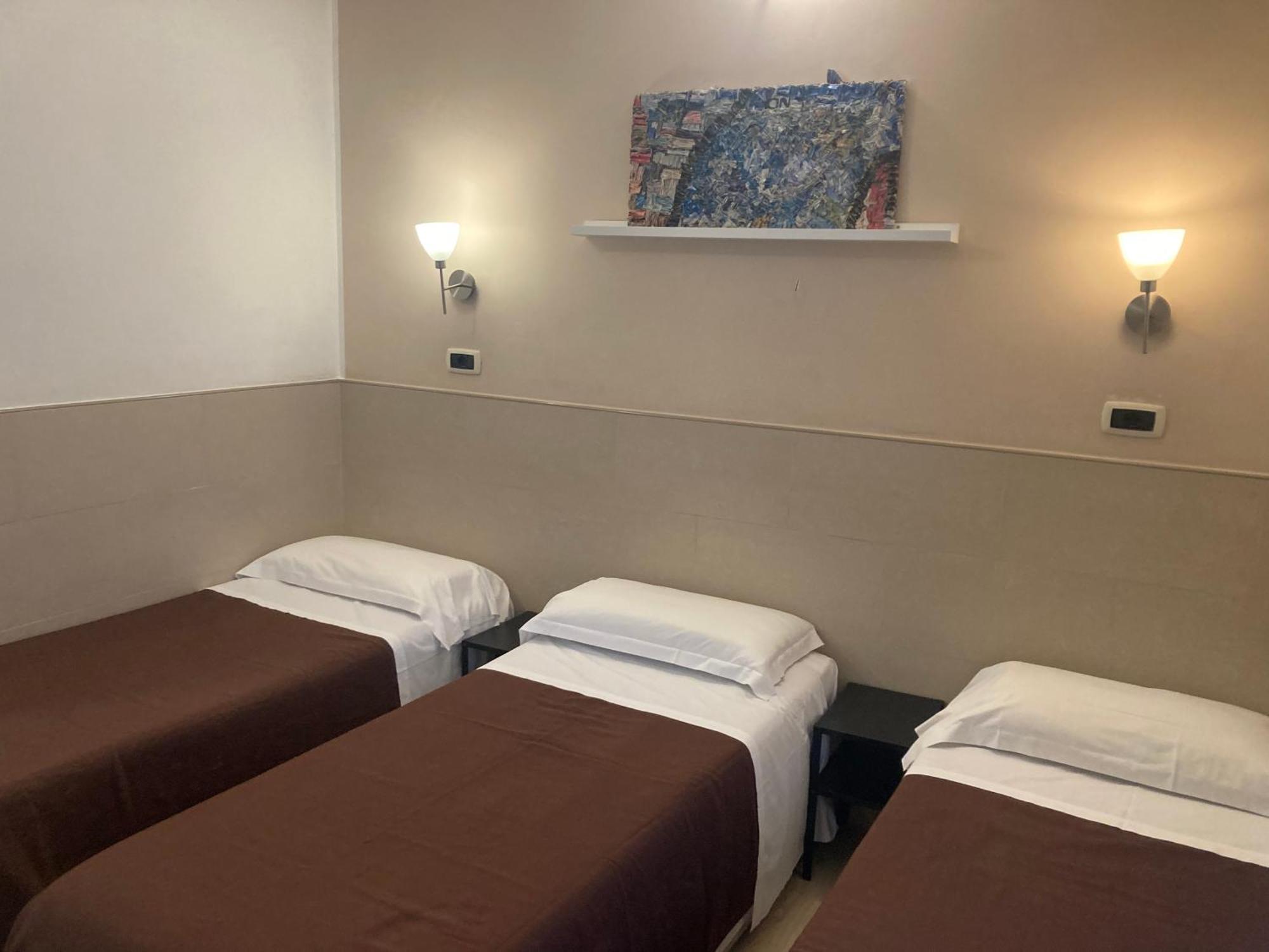 Hotel Indipendenza Róma Kültér fotó